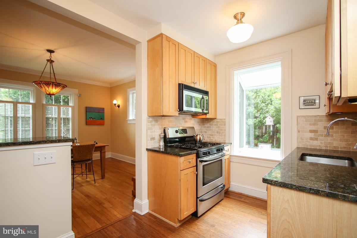 4401 River Road Northwest Washington, DC 20016 - Photo 12 of 30 Interior (General)