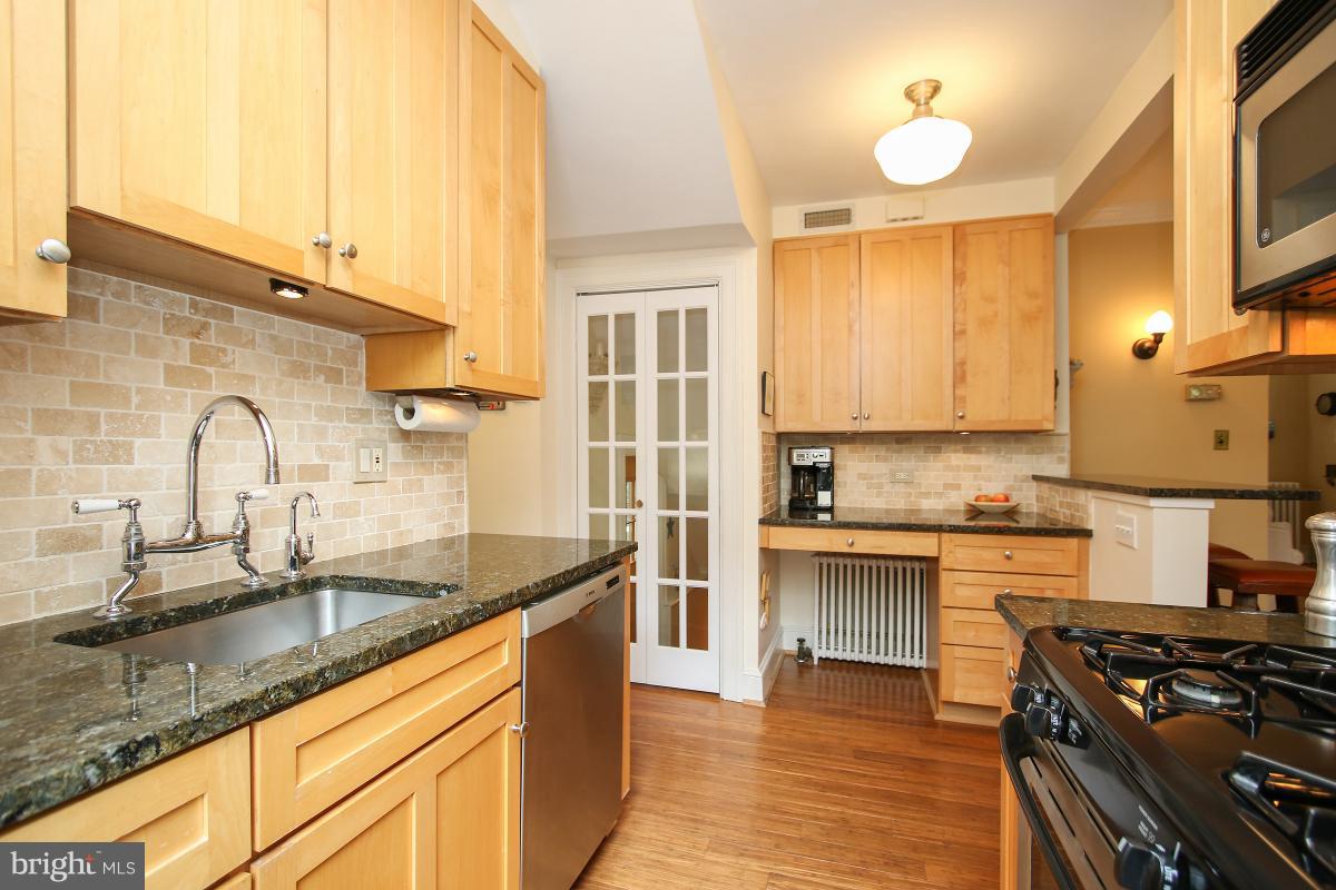 4401 River Road Northwest Washington, DC 20016 - Photo 13 of 30 Kitchen