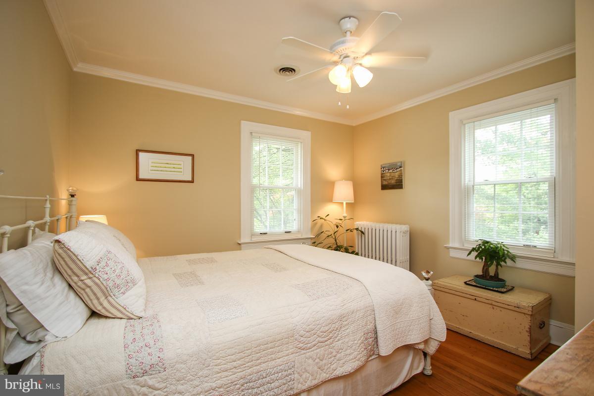 4401 River Road Northwest Washington, DC 20016 - Photo 18 of 30 Bedroom