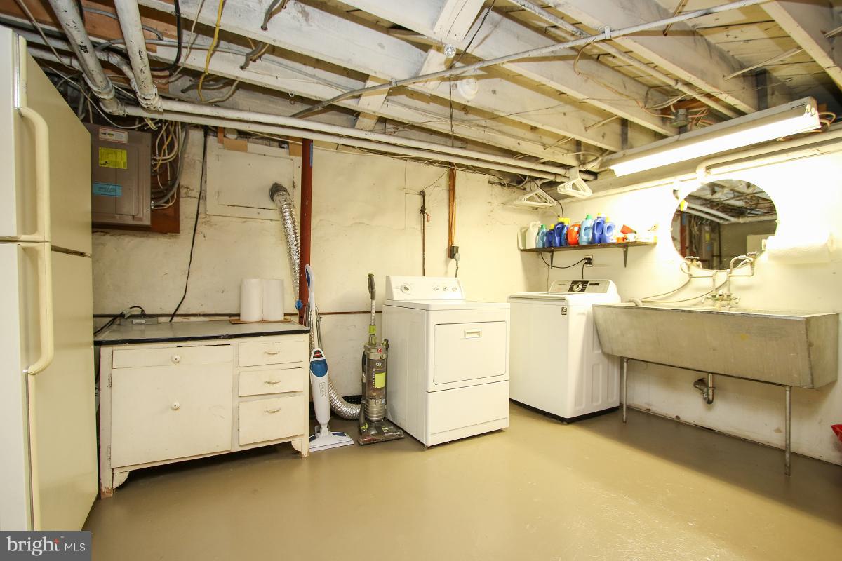 4401 River Road Northwest Washington, DC 20016 - Photo 24 of 30 Basement