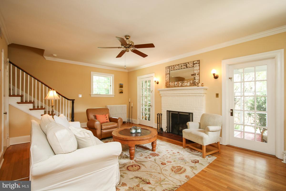 4401 River Road Northwest Washington, DC 20016 - Photo 4 of 30 Interior (General)
