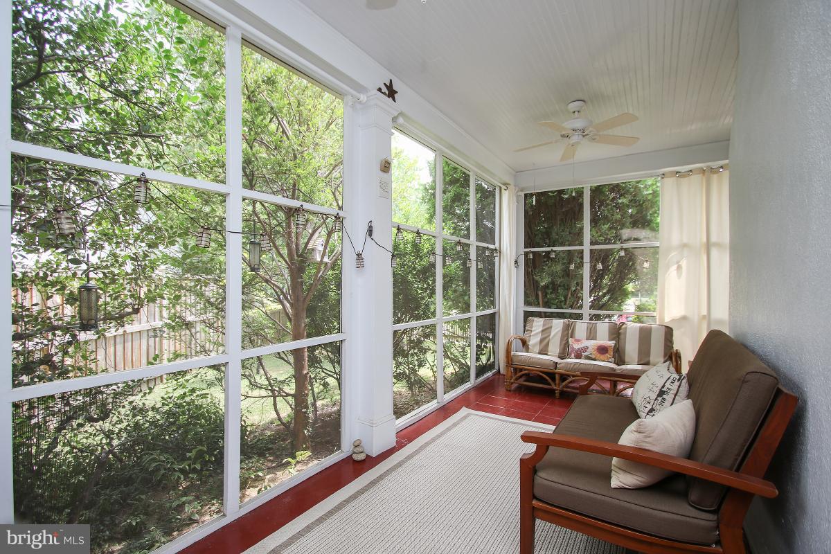 4401 River Road Northwest Washington, DC 20016 - Photo 5 of 30 View
