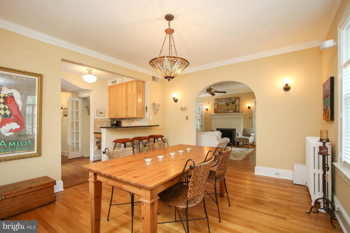 4401 River Road Northwest Washington, DC 20016 - Photo 10 of 30 Interior (General)
