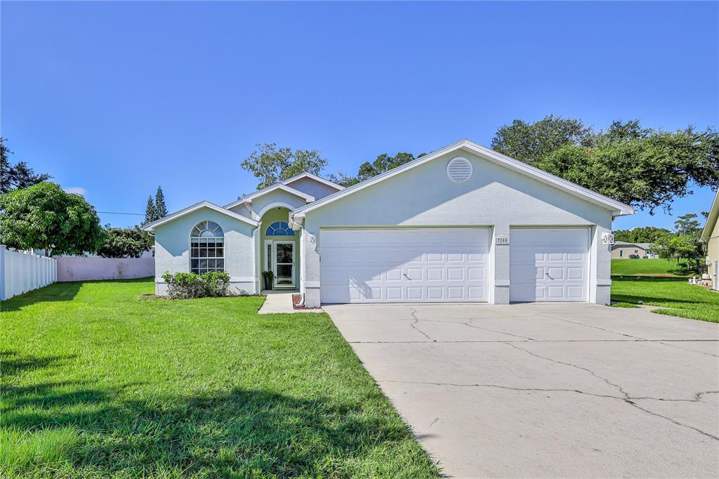 7205 Julian Street New Port Richey, FL 34653 - Photo 1 of 31 Gallery Image 1