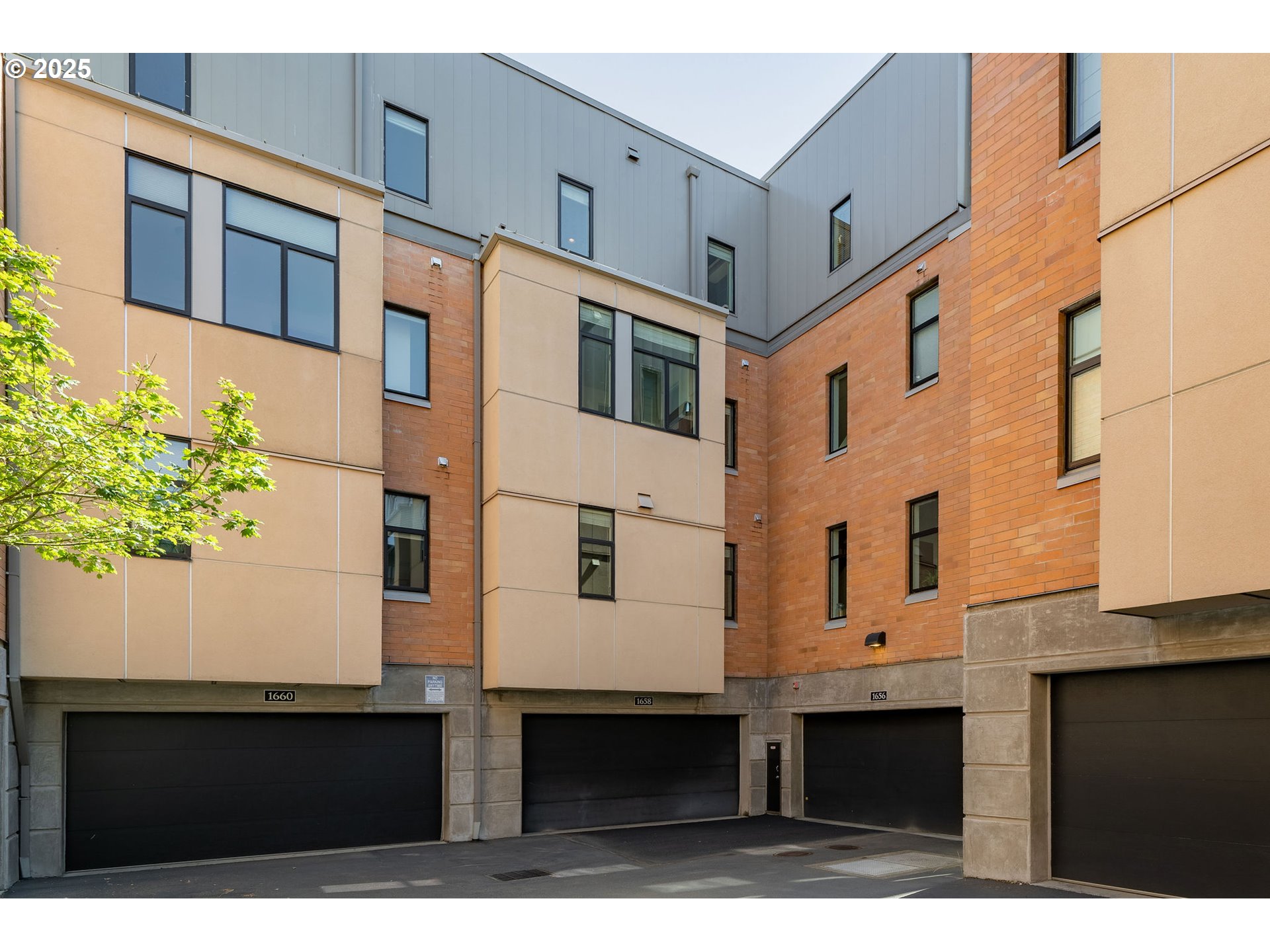 1658 Northwest Riverscape Street Portland, OR 97209 - Photo 35 of 35 Gallery Image 35
