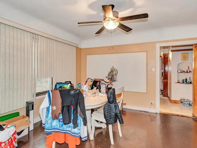 $325,000 | 9534 South Bishop Street, Chicago, IL 60643