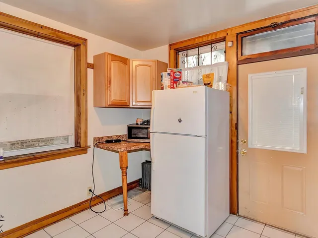 $325,000 | 9534 South Bishop Street, Chicago, IL 60643