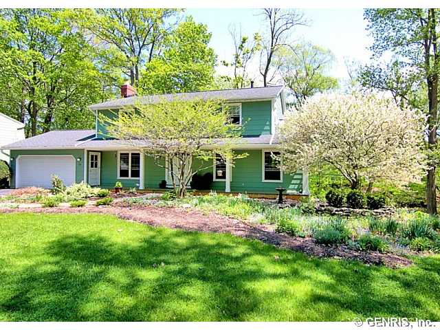28 Gateway Road Perinton, NY 14450 - Photo 1 of 1 Exterior Front