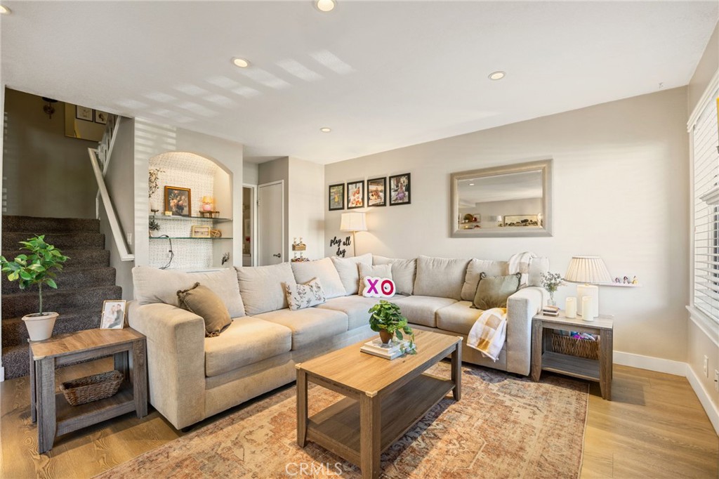 28146 Seco Canyon Road, Unit 64 Saugus, CA 91350 - Photo 11 of 36