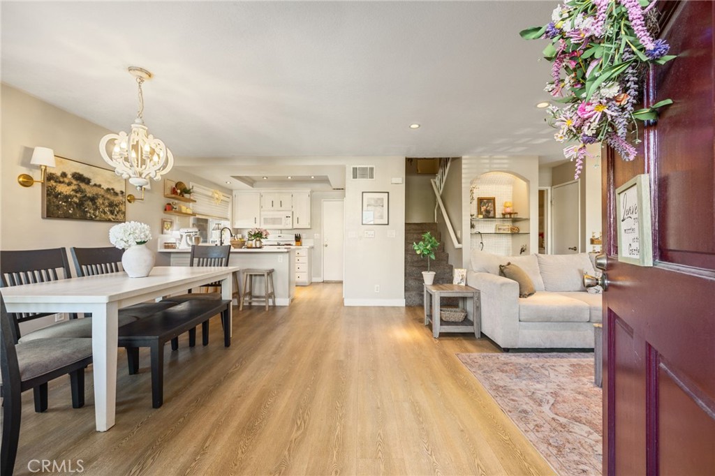 28146 Seco Canyon Road, Unit 64 Saugus, CA 91350 - Photo 3 of 36