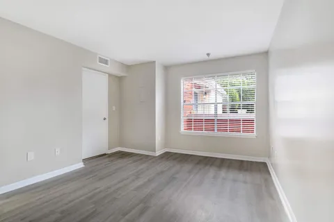 $2,500 | 1055 Crystal Way, Unit J, Delray Beach, FL 33444