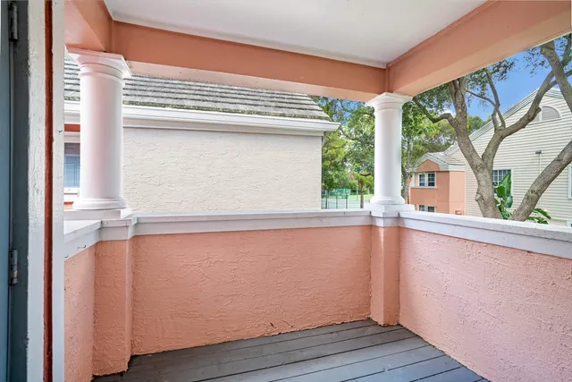 $2,500 | 1055 Crystal Way, Unit J, Delray Beach, FL 33444