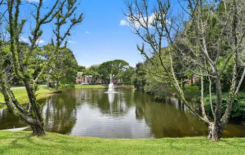 $2,500 | 1055 Crystal Way, Unit J, Delray Beach, FL 33444