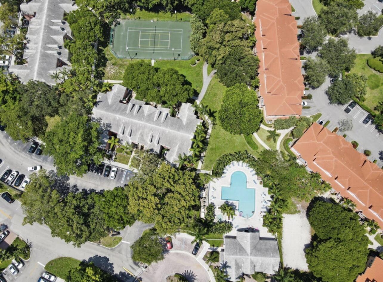 1055 Crystal Way, Unit J Delray Beach, FL 33444 - Photo 40 of 55 06D8F045-CF25-464A-9CA4-29E37257E968