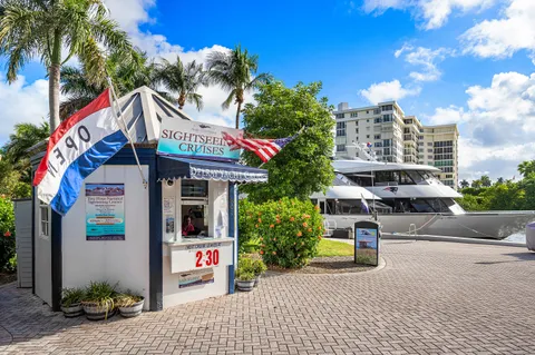 $2,500 | 1055 Crystal Way, Unit J, Delray Beach, FL 33444