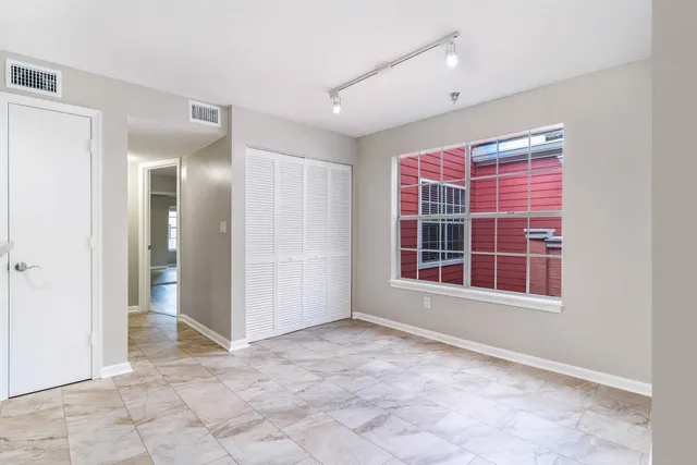 $2,500 | 1055 Crystal Way, Unit J, Delray Beach, FL 33444