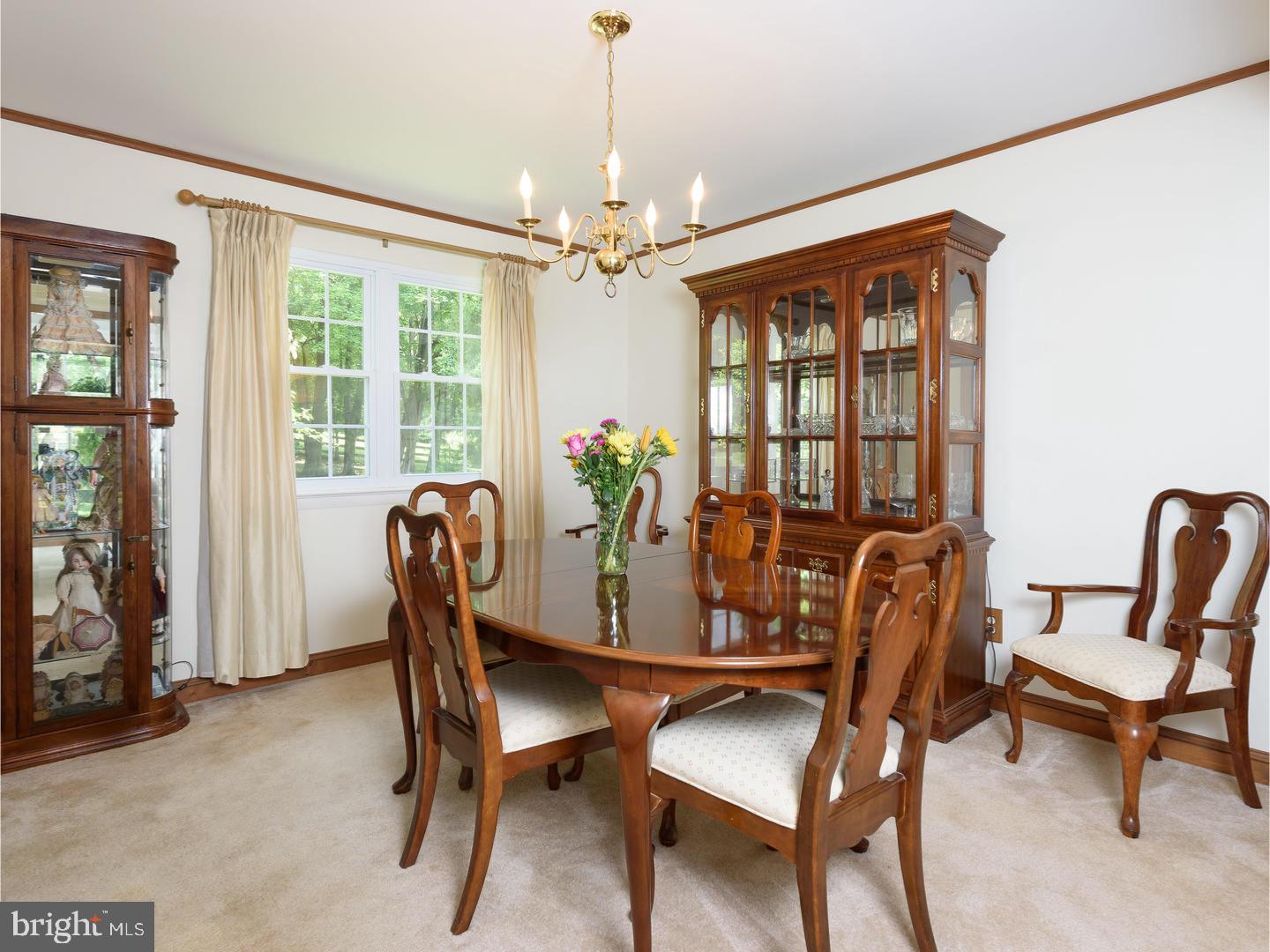 104 Wilson Circle Exton, PA 19341 - Photo 6 of 25 Gallery Image 6
