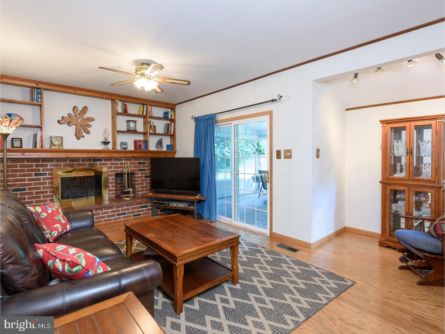 104 Wilson Circle Exton, PA 19341 - Photo 10 of 25 Family Room
