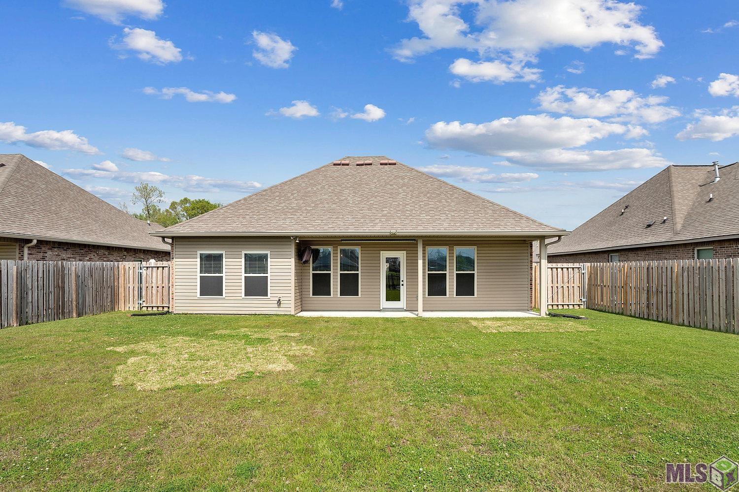 17460 Waterloo Drive Baton Rouge, LA 70817 - Photo 3 of 12 Gallery Image 3