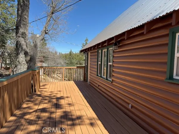 $459,000 | 32983 Canyon Drive, Green Valley Lake, CA 92341