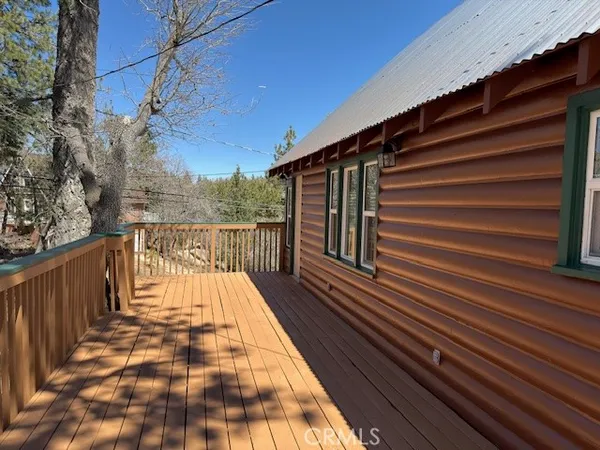 $459,000 | 32983 Canyon Drive, Green Valley Lake, CA 92341