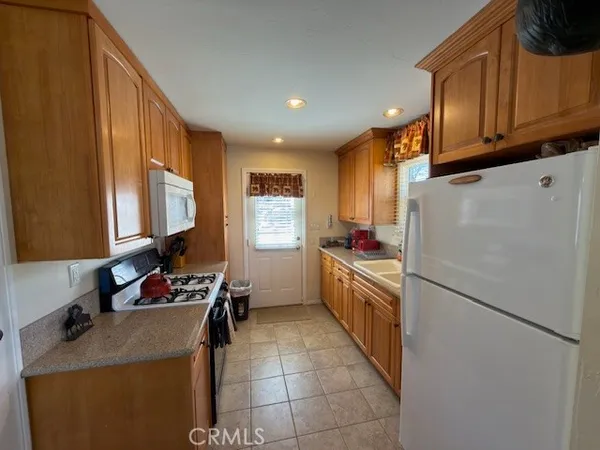 $459,000 | 32983 Canyon Drive, Green Valley Lake, CA 92341