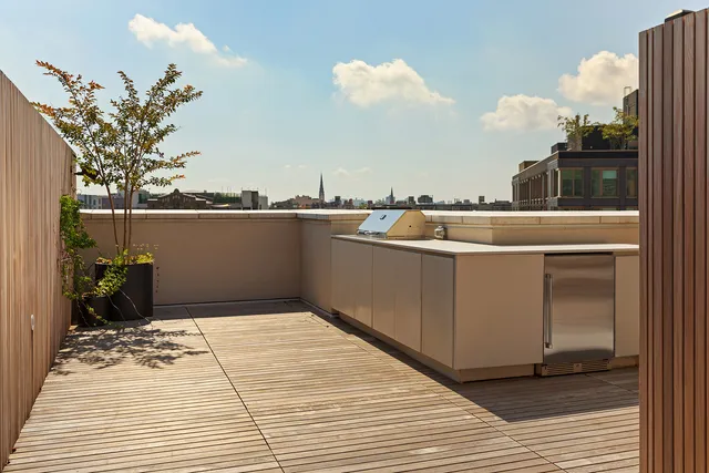 $4,250,000 | 68 Commercial Street, Unit PH | Greenpoint