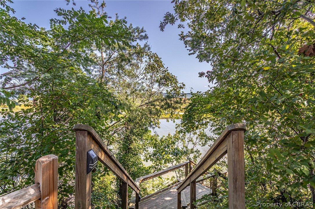 263 Whiting Cove Road Locust Hill, VA 23092 - Photo 28 of 41 Gallery Image 28