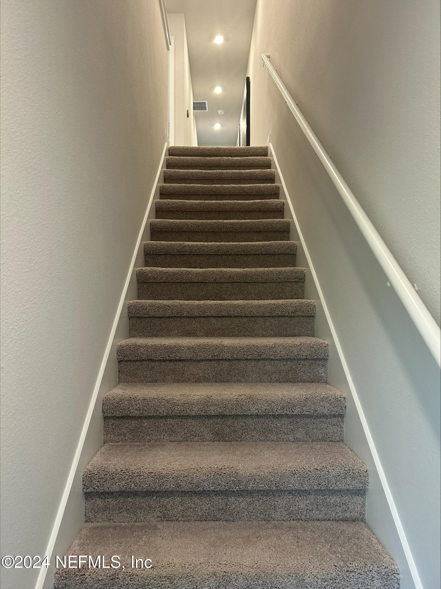 10679 Waterfield Road Jacksonville, FL 32210 - Photo 4 of 12 VBO Stairs