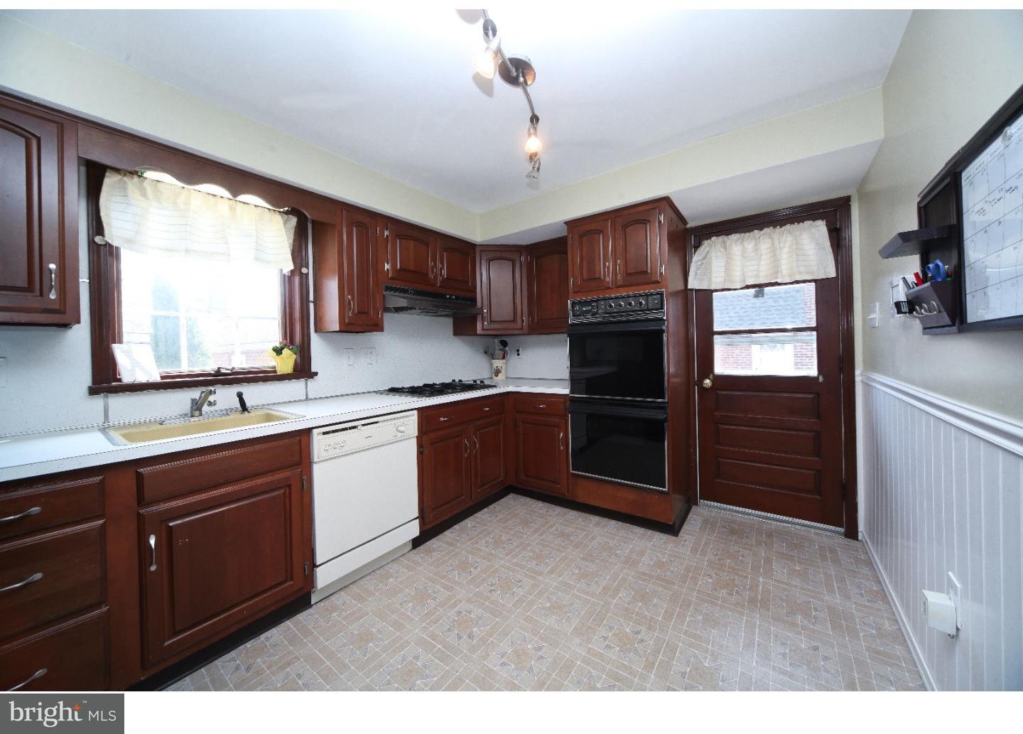 209 Hill Road Havertown, PA 19083 - Photo 5 of 16 Kitchen