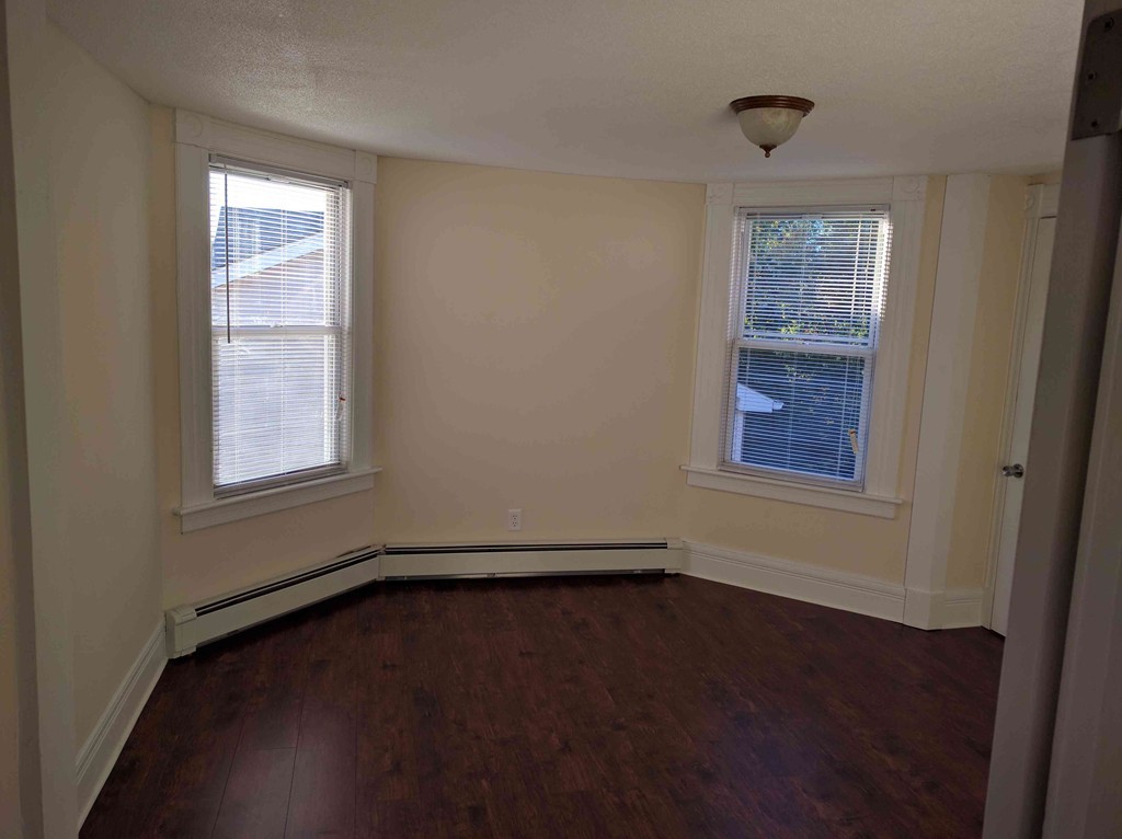 1396 Worcester Street Springfield, MA 01151 - Photo 9 of 18