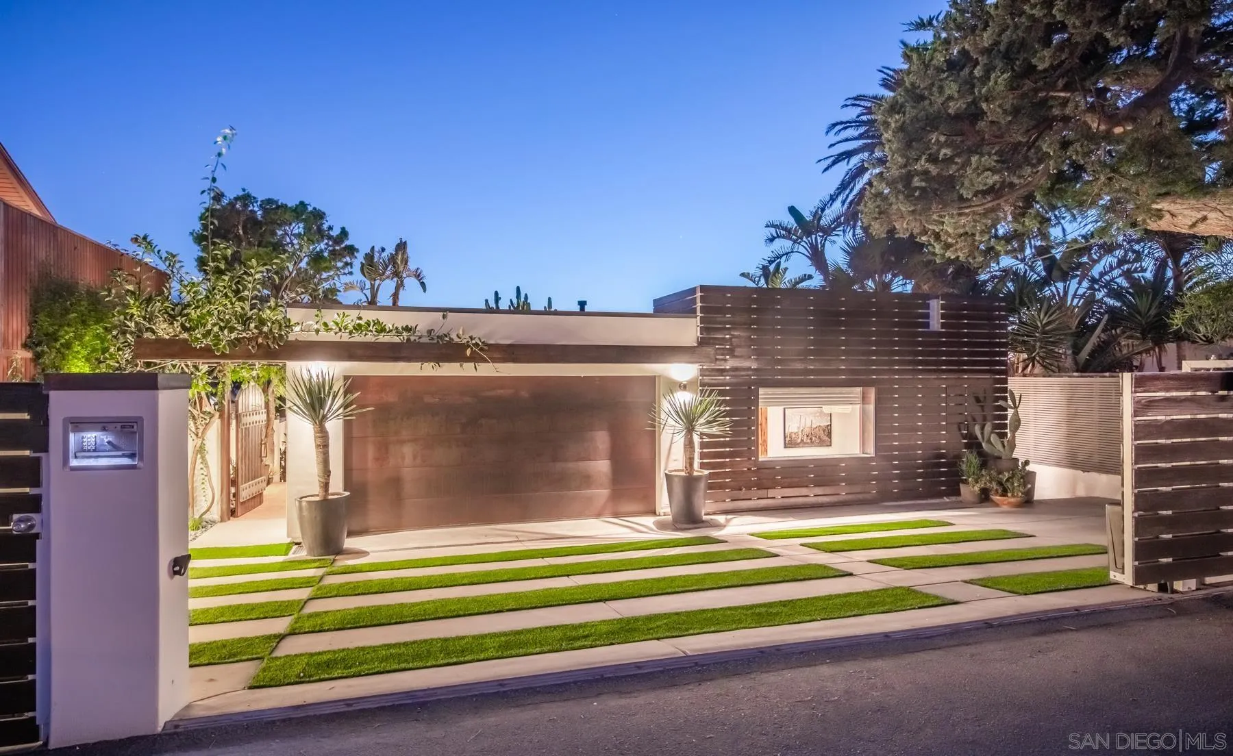 1370 Neptune Avenue Encinitas, CA 92024 - Photo 48 of 52 a view of a house with a swimming pool