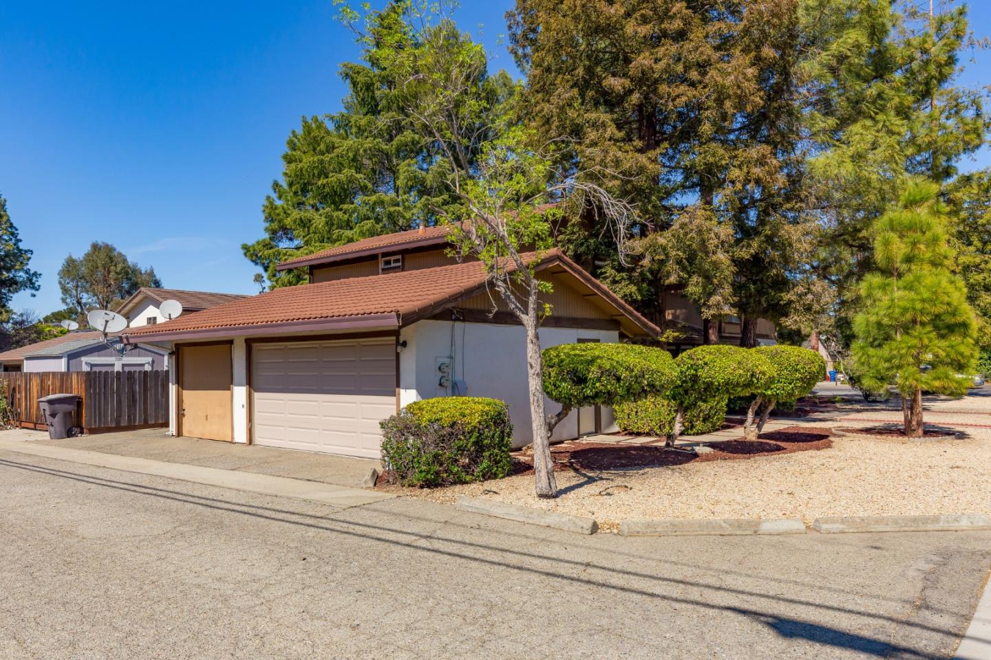 876-874 Pollard Road Los Gatos, CA 95032 - Photo 4 of 23 Gallery Image 4