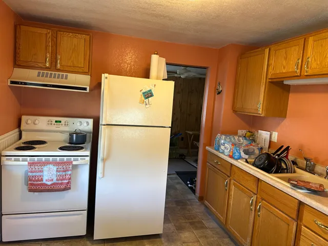 $450,000 | 502 Wisconsin Street, Unit 500 504 504A 506, Adell, WI 53001