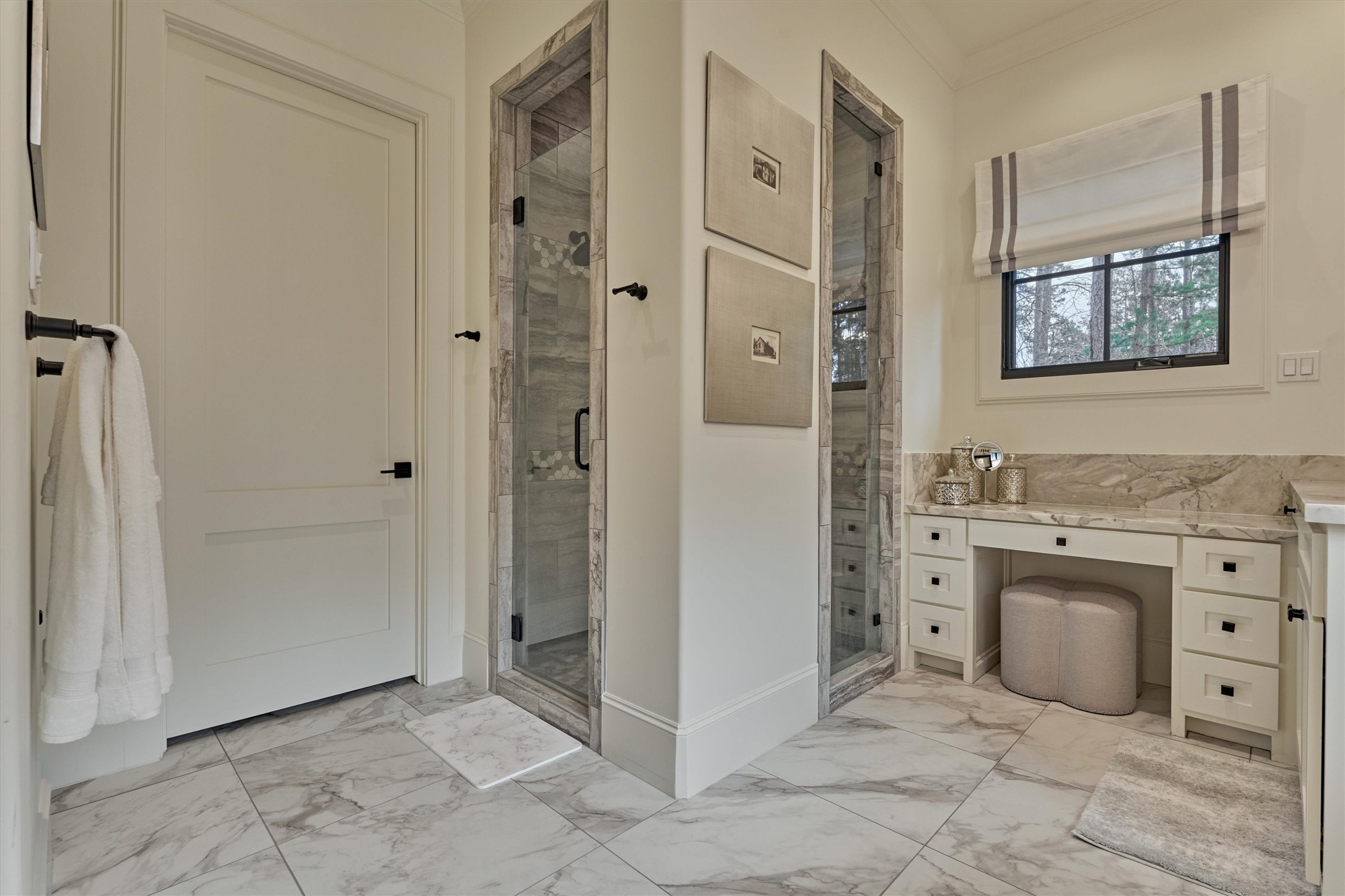4469 Lily Bean Road Montgomery, TX 77316 - Photo 24 of 50 a spacious bathroom with a granite countertop sink a mirror and a bathtub