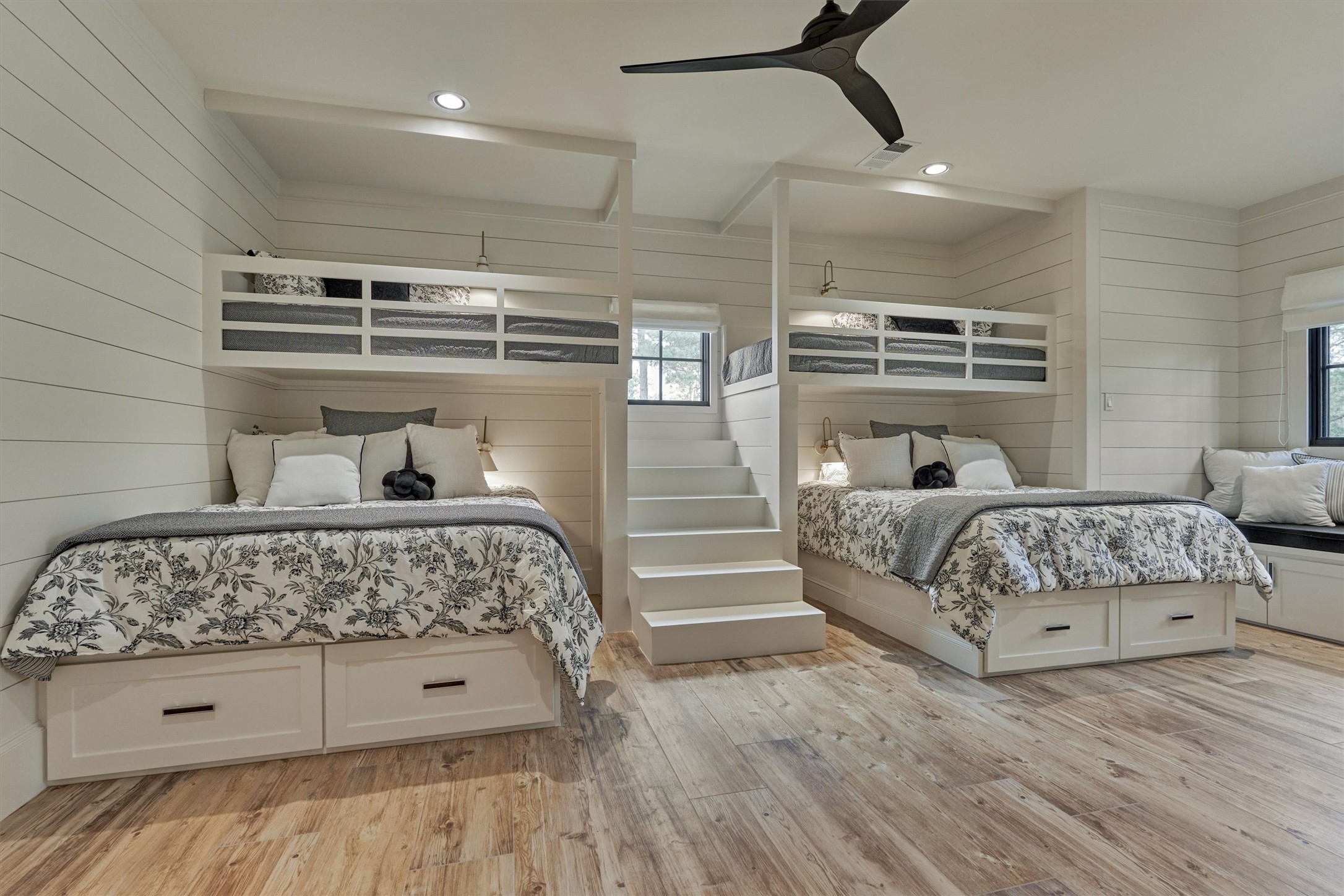 4469 Lily Bean Road Montgomery, TX 77316 - Photo 40 of 50 a bedroom with a bed and ceiling fan