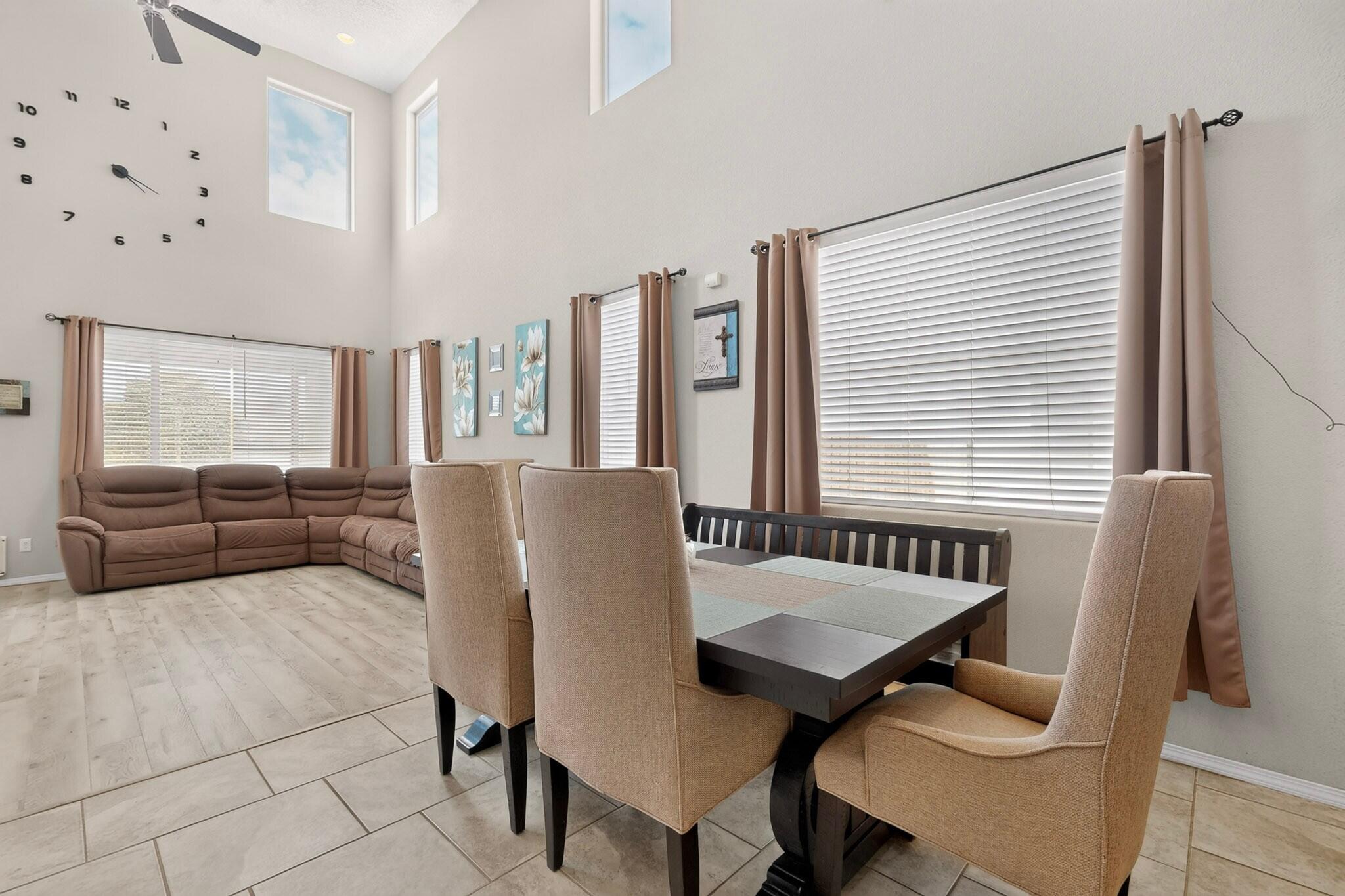 229 Landing Trail Rio Rancho, NM 87124 - Photo 9 of 47 Gallery Image 9
