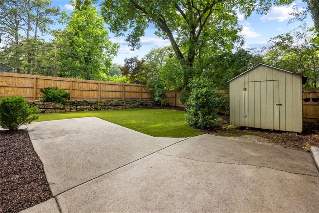 2469 Forrest Avenue Northwest Atlanta, GA 30318 - Photo 25 of 29