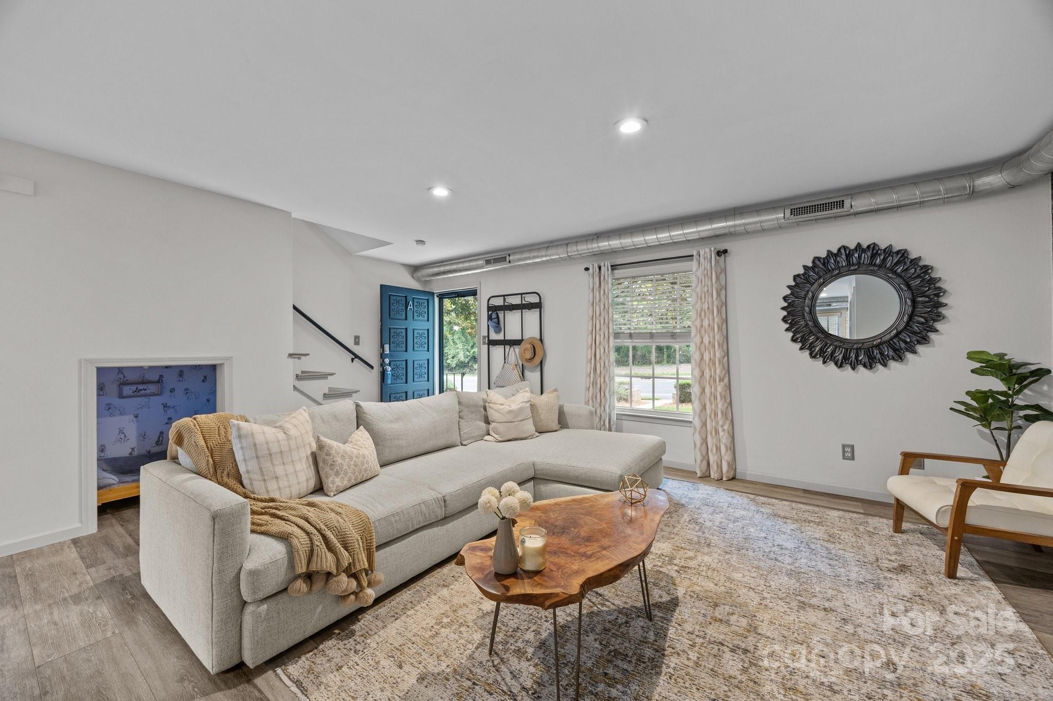 3528 Colony Road, Unit A Charlotte, NC 28211 - Photo 3 of 29 Gallery Image 3