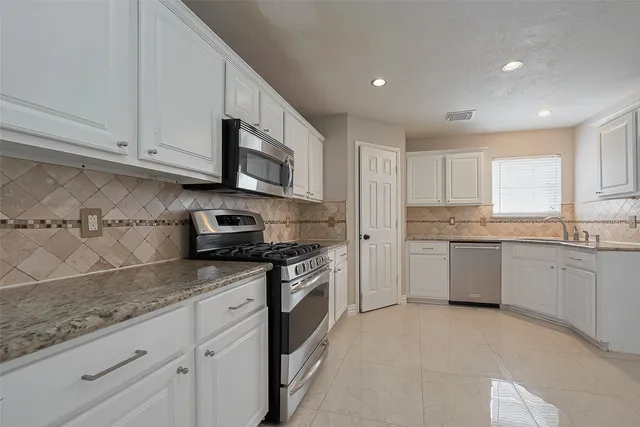 $2,750 | 1523 Brook Grove Drive, Katy, TX 77450