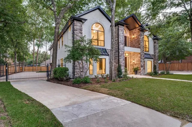 $1,195,000 | 2715 Carriage Trail, McKinney, TX 75070