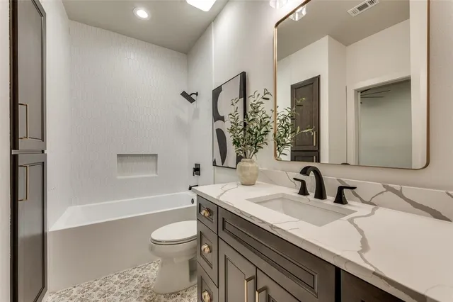 $1,195,000 | 2715 Carriage Trail, McKinney, TX 75070