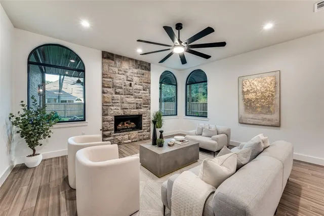 $1,195,000 | 2715 Carriage Trail, McKinney, TX 75070