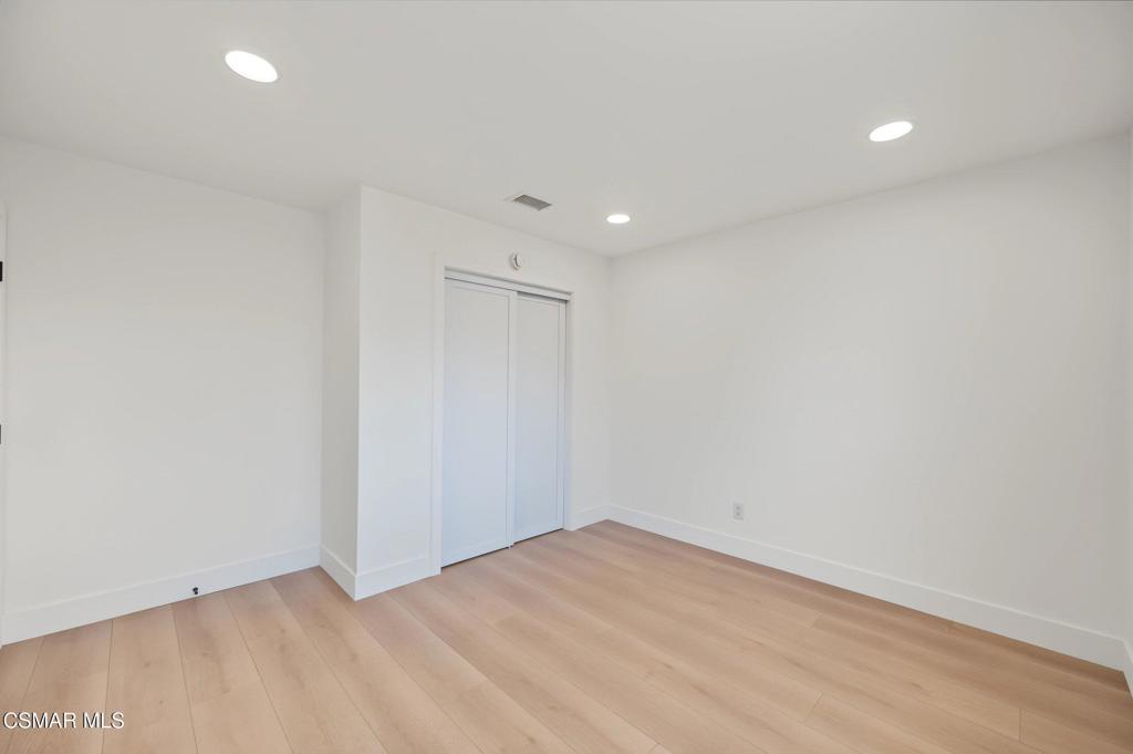 5261 Reef Way Oxnard, CA 93035 - Photo 40 of 52 Gallery Image 40