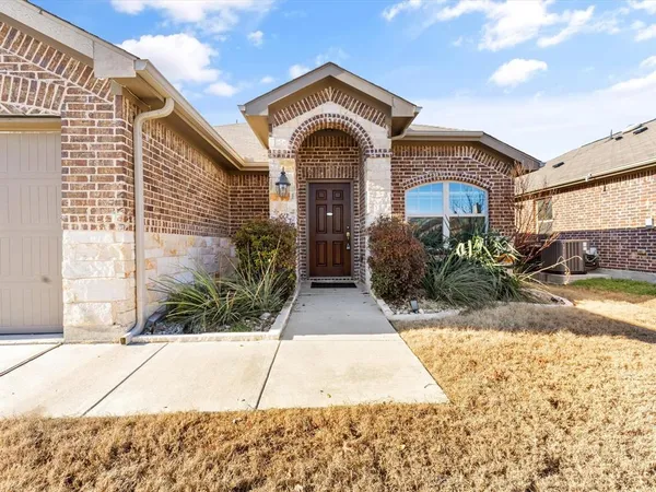 $2,100 | 14437 Mainstay Way, Fort Worth, TX 76052