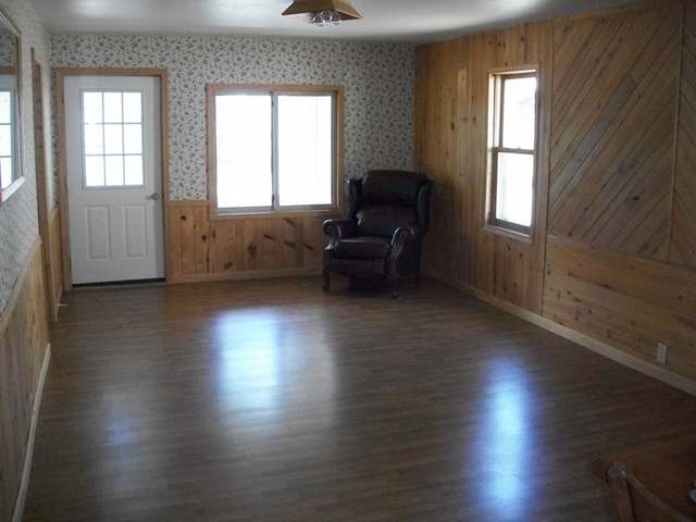 613 Keenan Street Rhinelander, WI 54501 - Photo 4 of 13 Gallery Image 4