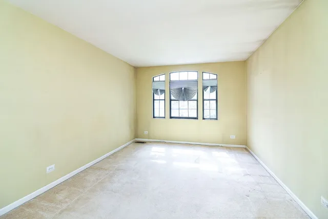 $375,000 | 164 Springdale Lane, Bloomingdale, IL 60108