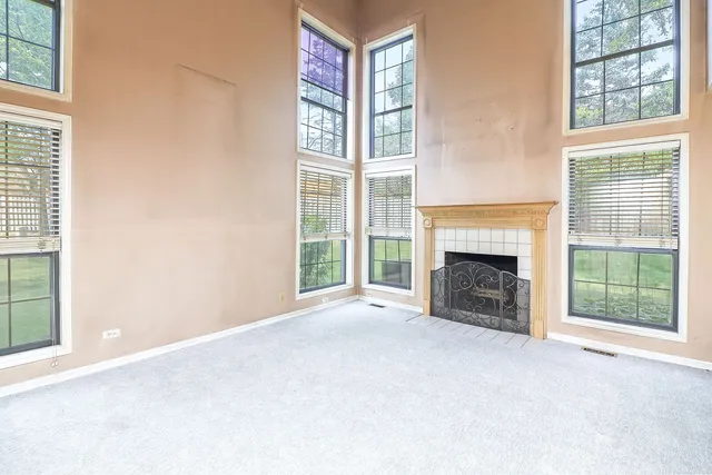 $375,000 | 164 Springdale Lane, Bloomingdale, IL 60108