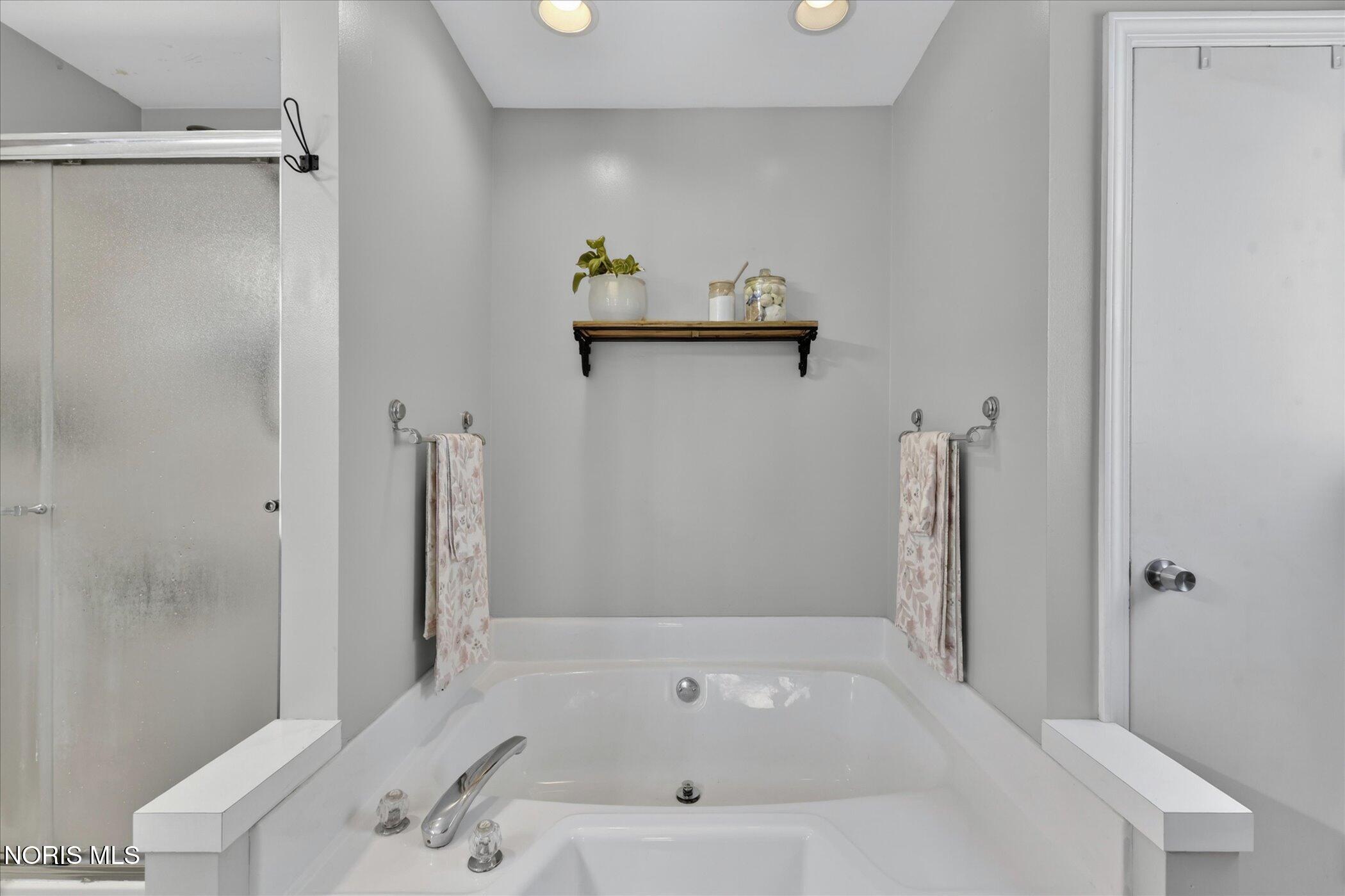3939 Bowen Road Toledo, OH 43613 - Photo 24 of 42 Gallery Image 24