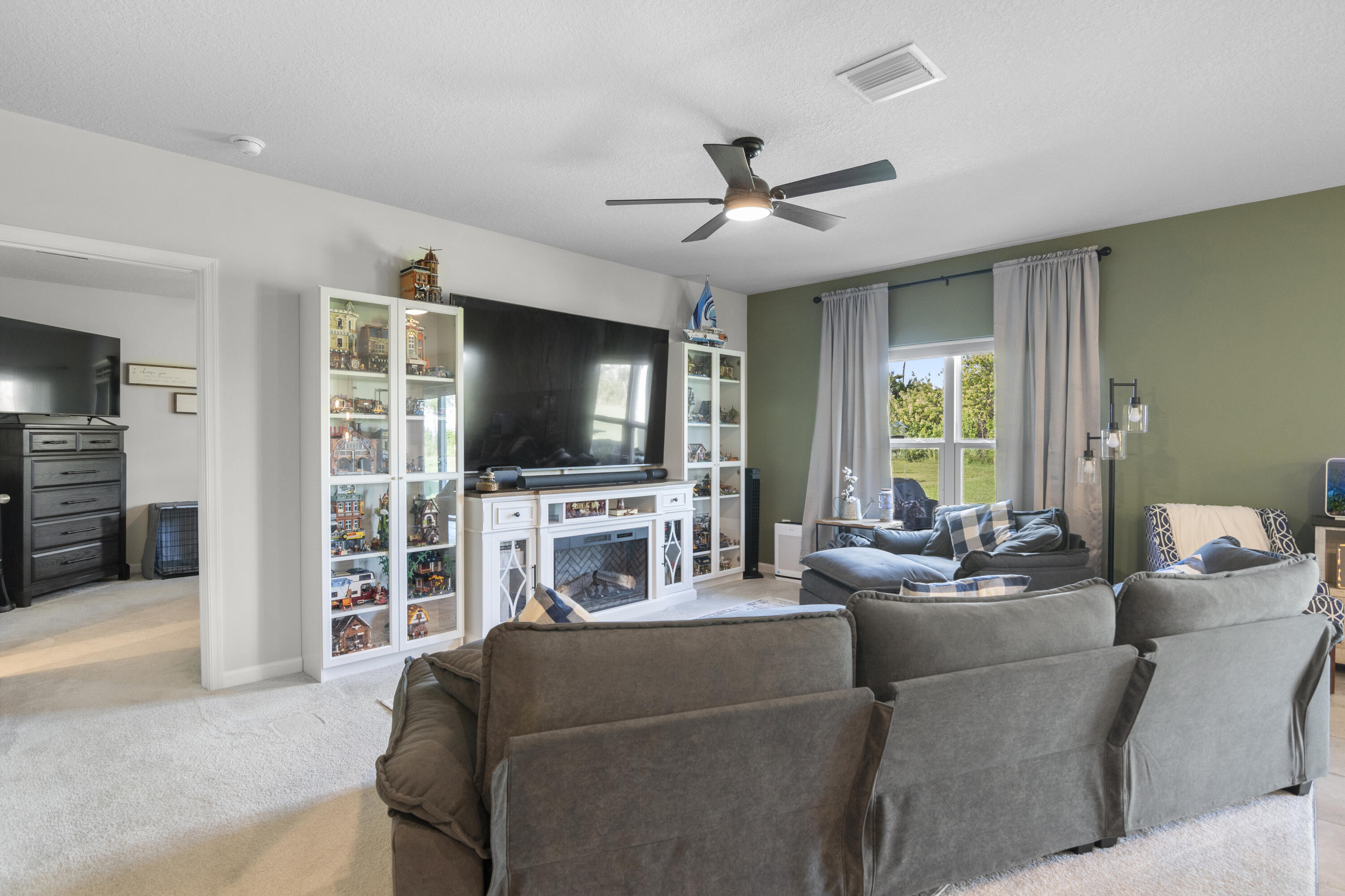 436 Açaí Lane Fort Pierce, FL 34981 - Photo 5 of 35 Image00002